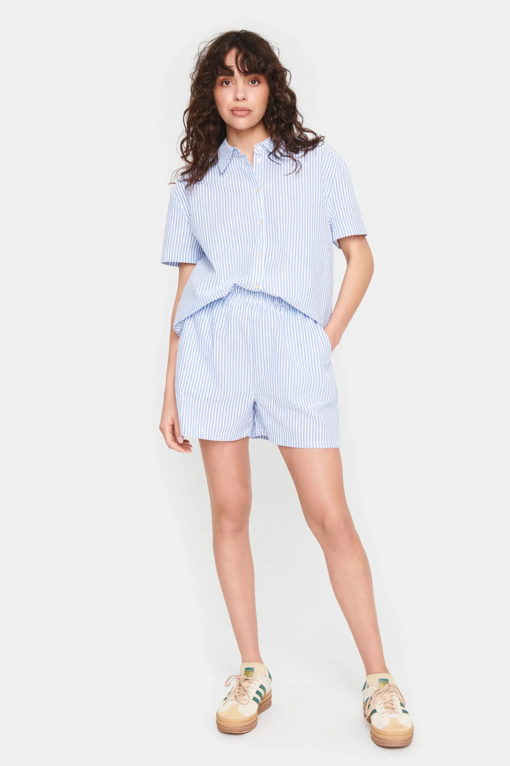 ElmikoSZ Shorts