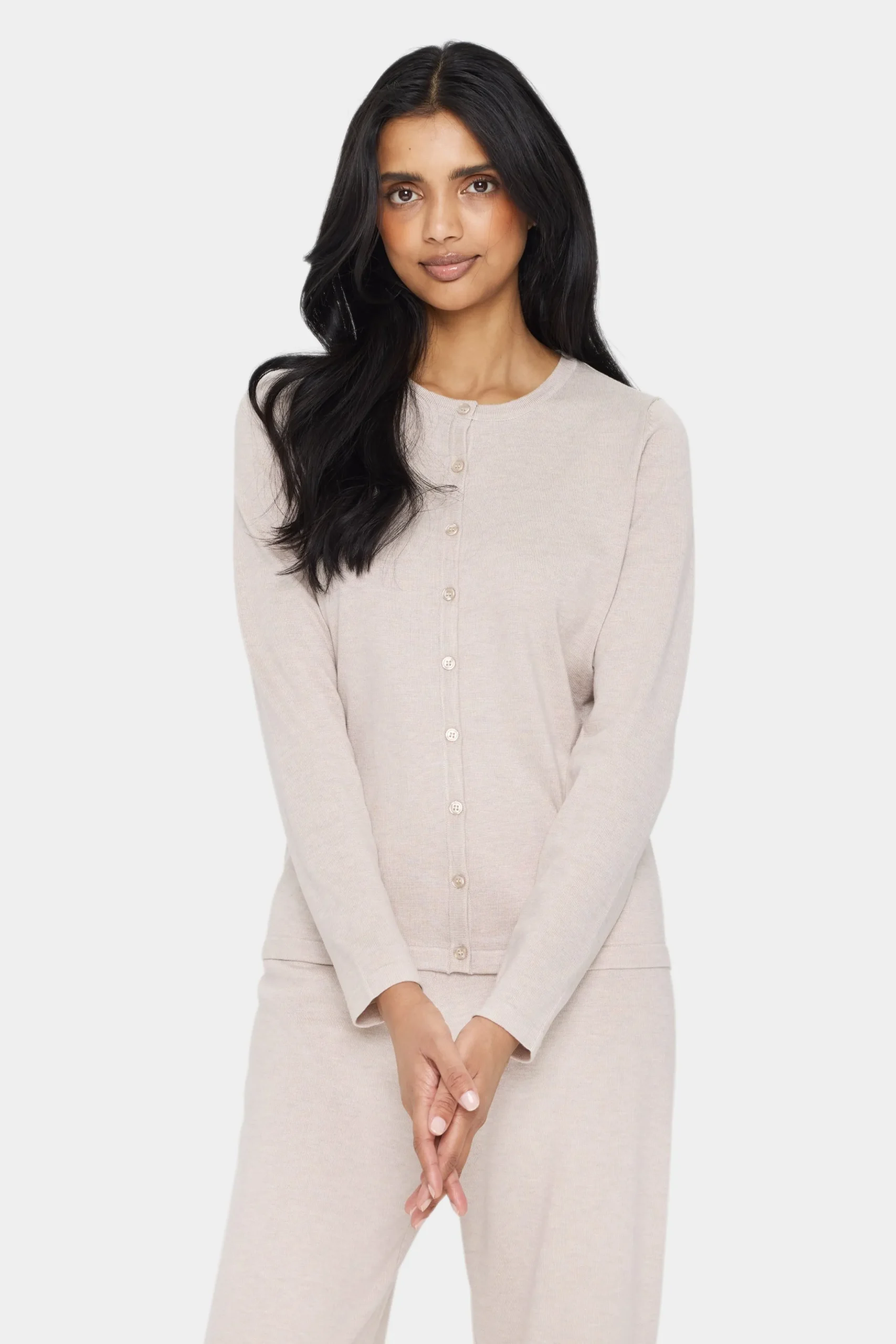 MilaSZ R-Neck Cardigan